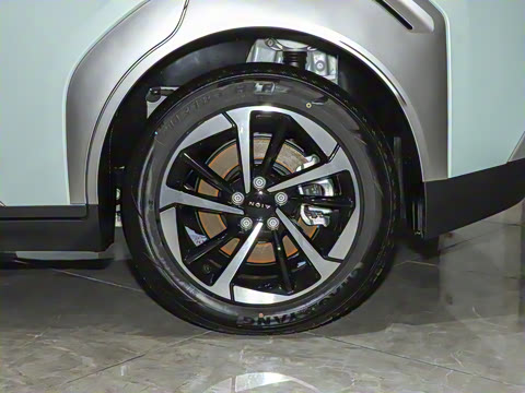 2025�� Plus 510 ������