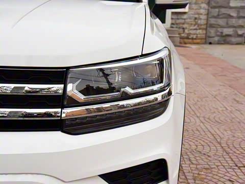 2020�� 280TSI ����������PLUS ��VI