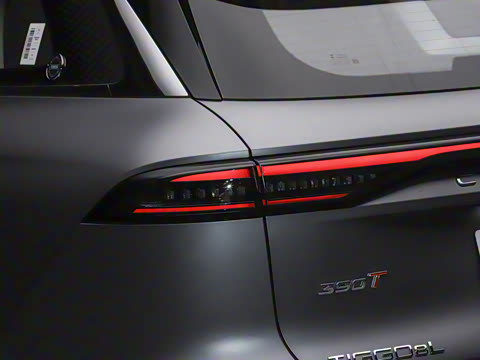 2025�� 2.0T ��������� 5��