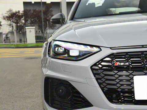 2023��  RS4 Avant �����