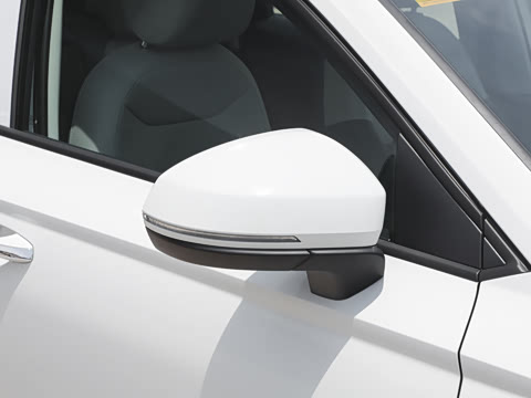 2025�� 300TSI ������°�