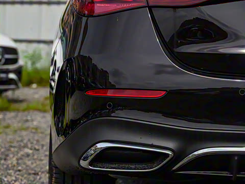 2025�� �Ŀ� E 260 L �˶���