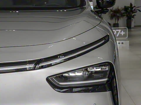 2025�� 702 �������� Max