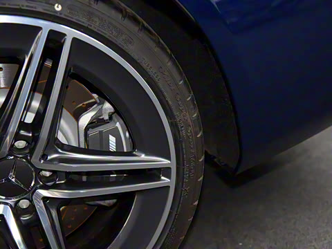 2021�� AMG C 63 ���ܳ�