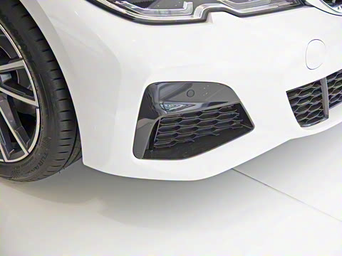 2021�� �Ŀ�� 320Li M�˶���װ