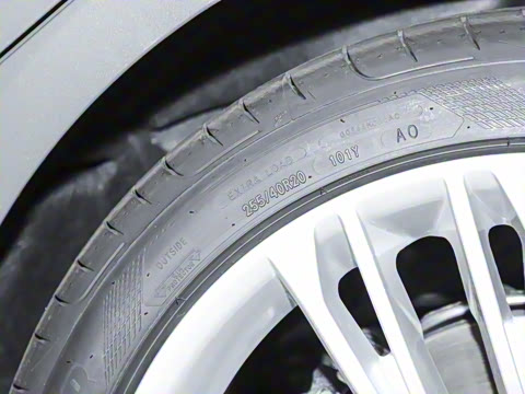 2025�� 45 TFSI quattro ������