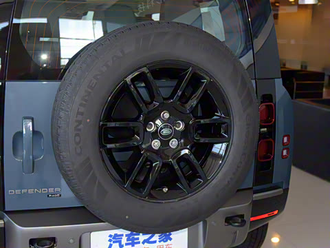 2021�� 90 P400 X-DYNAMIC S