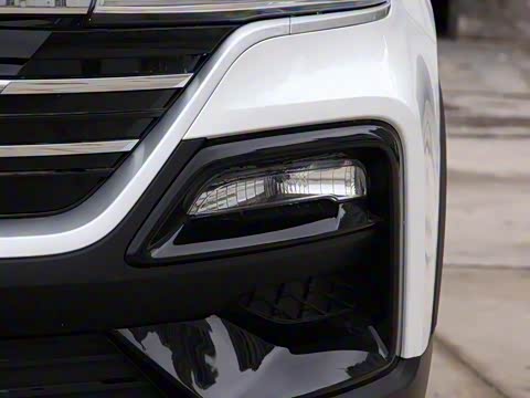 2020�� 1.5L �ֶ���