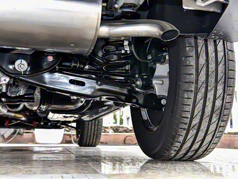 2025�� 2.0T 4WD Pro