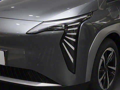 2025�� Plus 510 ������