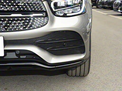 2023�� GLC 260 4MATIC ����SUV