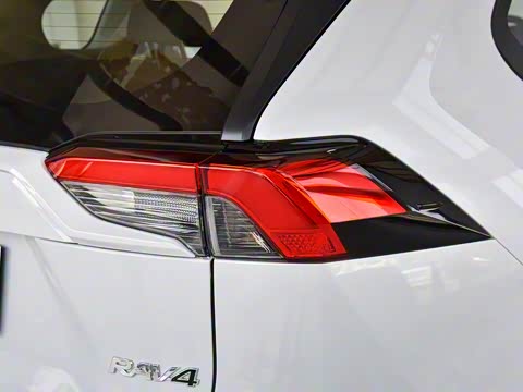 2020�� 2.0L CVT�������а�