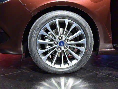 2019�� EcoBoost 125 �Զ�������