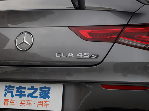 2022�� AMG CLA 45 S 4MATIC+