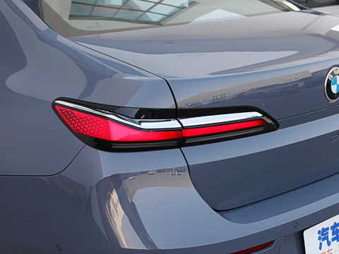 2023�� 740Li ������ ������װ