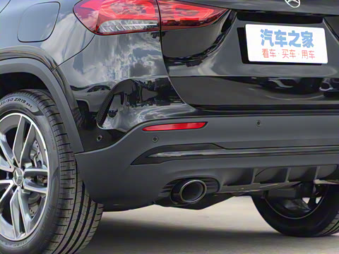 2022�� AMG GLA 35 4MATIC