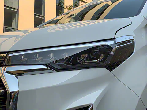 2022�� 2.0T ����ʿ �˼Ұ�