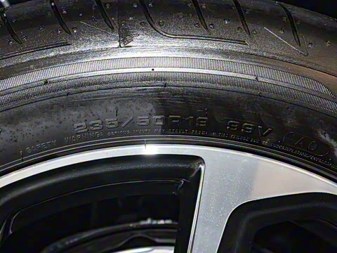 2023�� 40 TFSI RS�׼�ȼ����