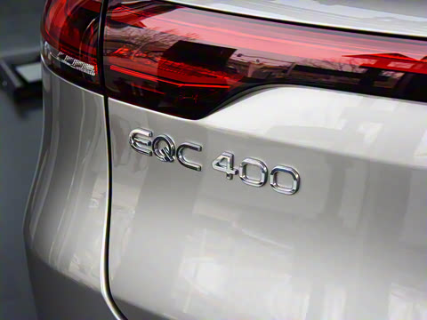 2022�� EQC 400 4MATIC