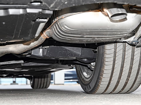 2025�� �Ŀ� E 300 L ʱ����