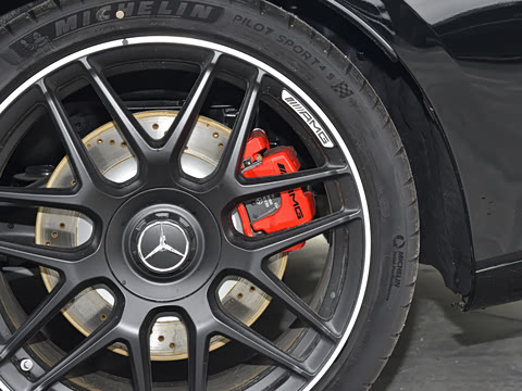 2025�� AMG CLA 45 S 4MATIC+