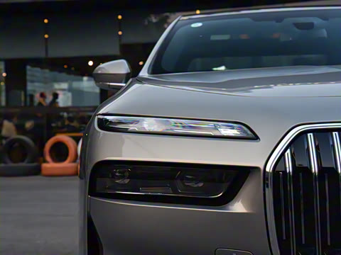 2023�� 740Li ������ ������װ