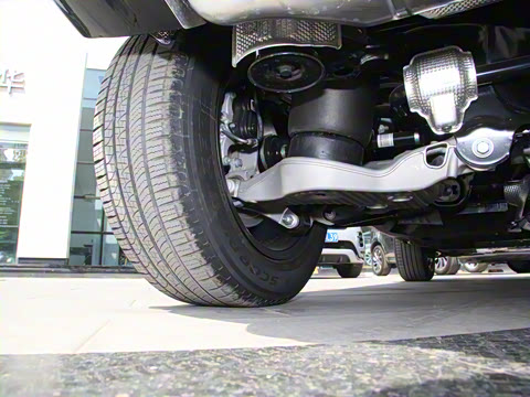 2023�� 110 3.0T P400 X-DYNAMIC HSE