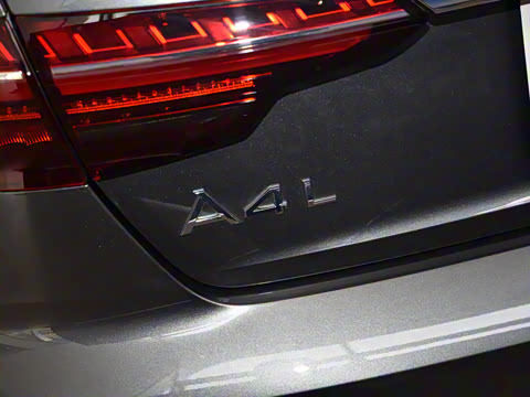 2022�� 40 TFSI ʱ�ж�����