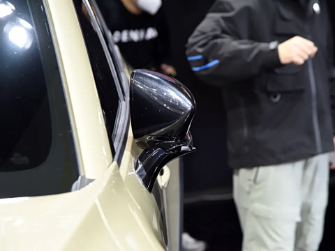 2023�� 2.5L ���а�