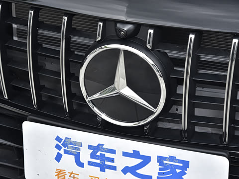 2025�� AMG CLA 45 S 4MATIC+