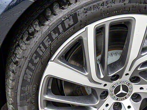 2025�� �Ŀ� E 300 L ʱ����