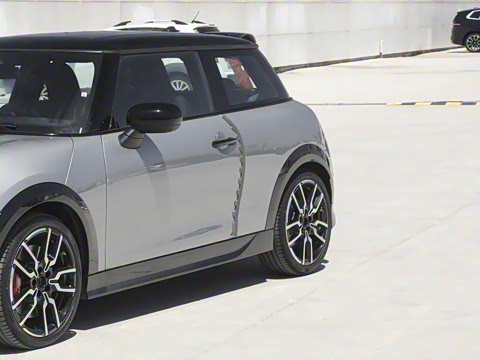 2025�� JOHN COOPER WORKS