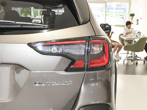 2024�� 2.5i AWD�˶��� EyeSight