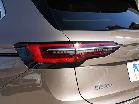 2022�� 380TSI ����