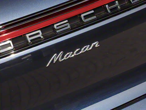 2022�� Macan 2.0T