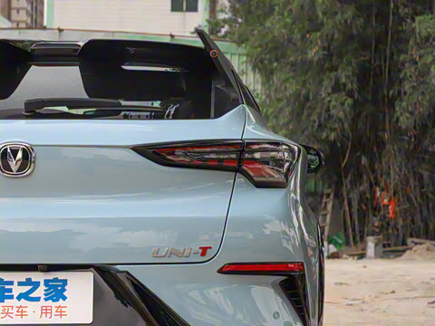 2022�� 2.0T �˶��� �캽��