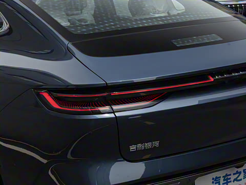 2025�� 130km EM-i ������