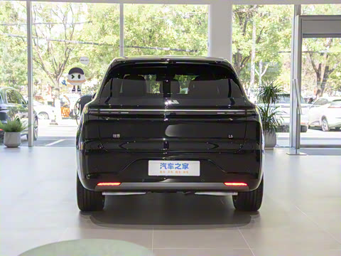 2025�� Max ���ܻ��°�