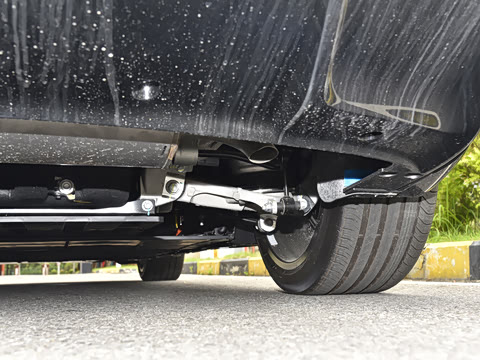 2025�� �Ŀ� Ultra���̰�