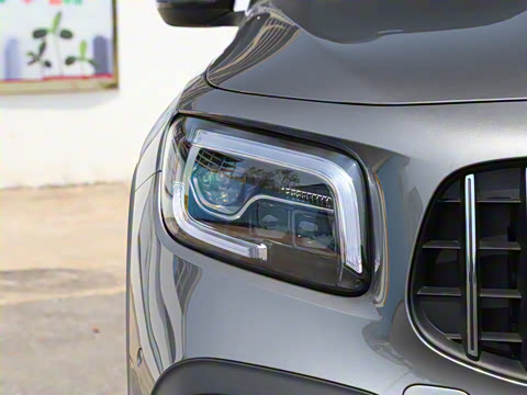 2022�� AMG GLB 35 4MATIC