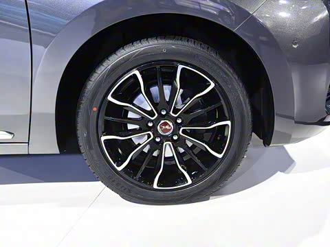 2019�� 1.5T �Զ��콢�� 7�� ��V