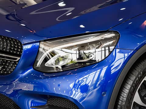 2018�� GLC 260 4MATIC ����SUV