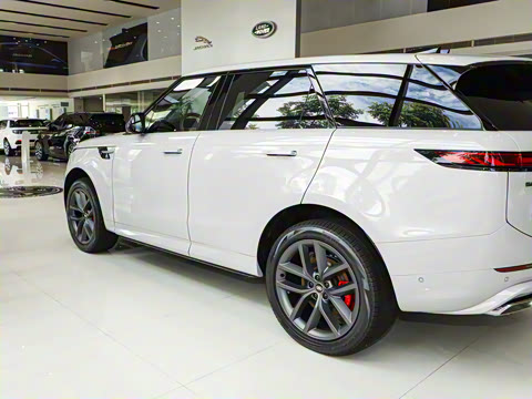 2025�� 400PS Dynamic SE