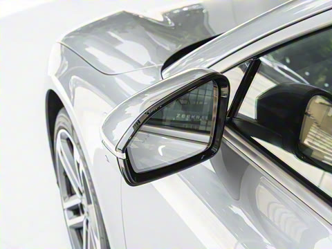 2025�� �ھ������ 75kWh Touring