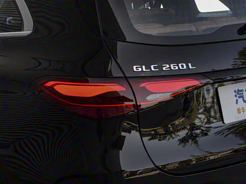 2023�� �Ŀ� GLC 260 L 4MATIC ������ 7��