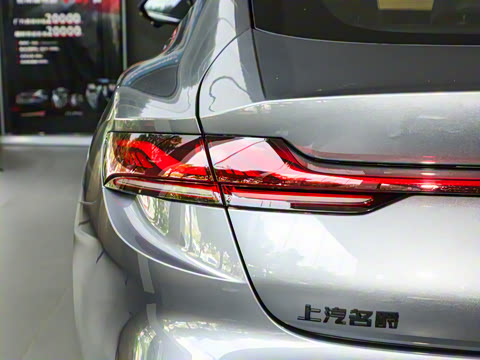 2025�� 1.5T 300 DCT������