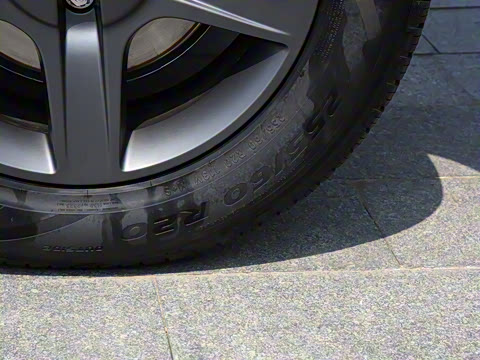 2023�� 110 3.0T P400 X-DYNAMIC HSE