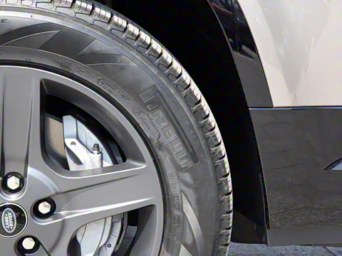 2023�� 110 3.0T P400 X-DYNAMIC HSE