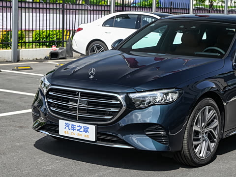 2025�� �Ŀ� E 300 L ʱ����