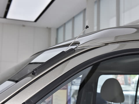 2024�� M5 1.6L ������7��CNG